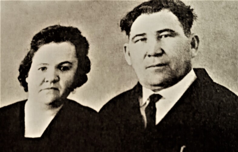 НИКОЛАЙ МИХАЙЛОВИЧ КУЗНЕЦОВ С ЖЕНОЙ ТАТЬЯНОЙ